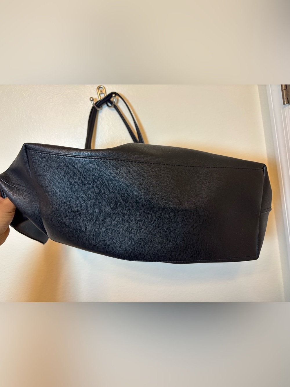 Victoria's Secret Black Leather-Look Large Tote - Picture 6 of 6
